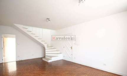 Sobrado à venda com 133m², 3 quartos e 1 vaga - Metrô Saude