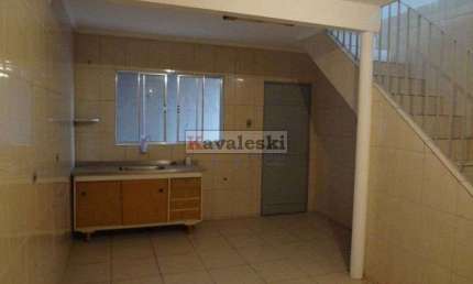 ** OPORTUNIDADE ** 2 CASAS NO MESMO TERRENO NA SAÚDE !!!