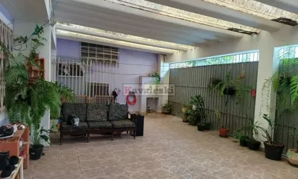 SOBRADO SACOMA - JD STA CRUZ COM 4 QUARTOS E 2 VAGAS.....