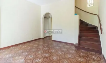 >> excelente sobrado 260m², 6 dormitórios (2 suítes), 5 banheiros!