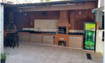 òtimo casa com 2 dormitórios 3 vagas quintal com churrasq e forno de pizza- Metrô Conceição