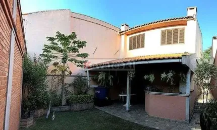 **  SOBRADO VILA MARIANA COM 4 DORMITÓRIOS E QUINTAL . UP
