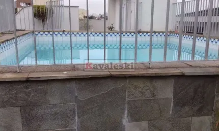 Sobrado miolo Jardim da Saúde - 5 dormitórios 3 vagas - quintal com piscina- Oportunidade