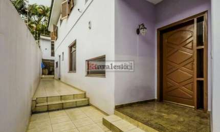 Casa com 4 quartos para alugar na Rua Macarani, --, Bosque da Saúde, São Paulo