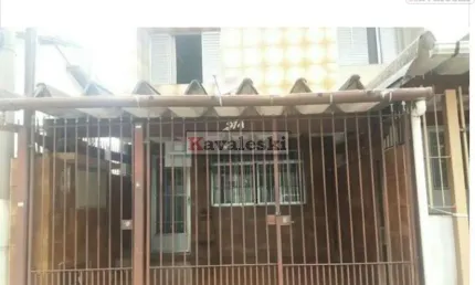 > 2 casas para moradia no mesmo terreno,700 metros do metrô Saúde
