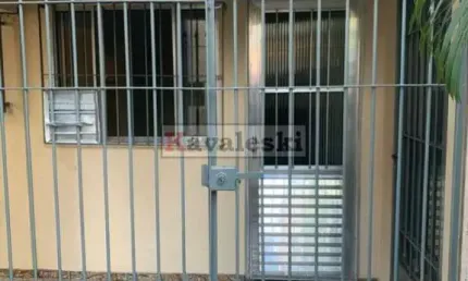 2 casas no mesmo terreno- 2 dormitórios 1 vaga - terraço/ótimo para 2 familias ou para renda