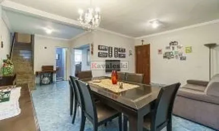 > Sobrado com piscina de 268 m² com 3 suítes na Vila Gumercindo - São Paulo - SP