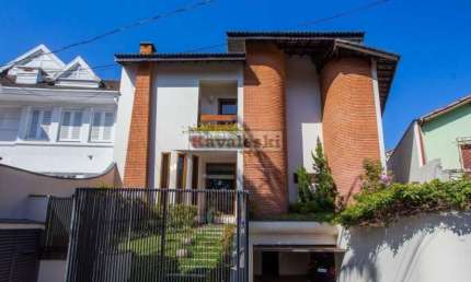 Fantastico sobrado Jd.Saude 400 m2 ac, 4 dormitórios 2suites, 4 vagas- Quintal -
