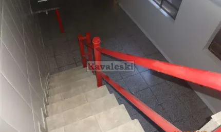 )  galpão ao lado da rua bom  pastor e metrô no ipiranga .