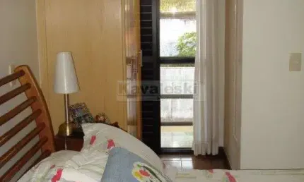 < CONDOMÍNIO FECHADO NA SAÚDE !! * AO LADO DO SHOPPING ..
