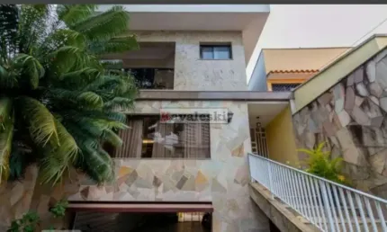 Belíssimo sobrado miolo jardim da saúde - 3 dormitórios 1 suite  6 vagas - quintal- ac permuta