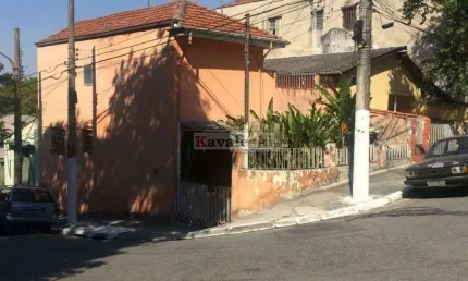 Atenção investidores !!! 3 casas no mesmo terreno / todas alugadas com ótimo rendimento/