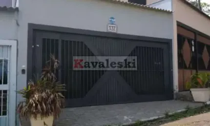 Lindo Sobrado com excelente localização na Vila Santo Estéfano. 3 dorm., sendo 1 suíte! 2 vagas!