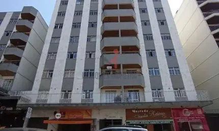 Excelente oportunidade de 4 quartos com suíte no Bairro Santha Helena.