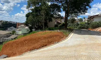 Lotes regularizados a 250 metros do portão da ufjf. só construir!!