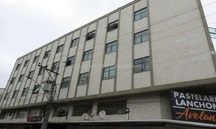 Apartamentos de dois quartos no centro de Juiz de Fora (R$159.900,00)