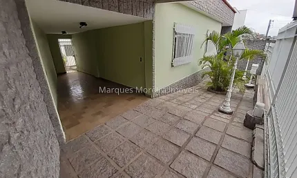 Casa com 3 quartos à venda na Rua Severino Belfort, Bairu, Juiz de Fora