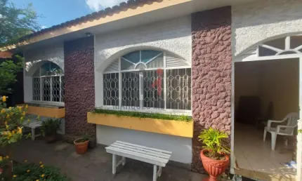Casa com 4 quartos à venda na Rua Antônio Passarela, São Mateus, Juiz de Fora