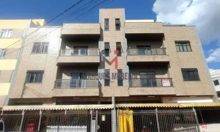 Encantador Apartamento em Santa Terezinha: Espaçoso, Arejado e com Vista Excepcional