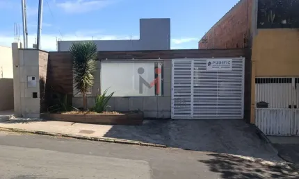 Oportunidade Imperdível: Casa Triplex de 3 Quartos!