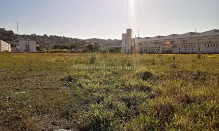 Terreno à venda na Avenida Garcia Rodrigues Paes, Barbosa Lage, Juiz de Fora