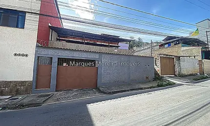 Casa com 4 quartos à venda na Rua Maria Luiza Alves, Progresso, Juiz de Fora
