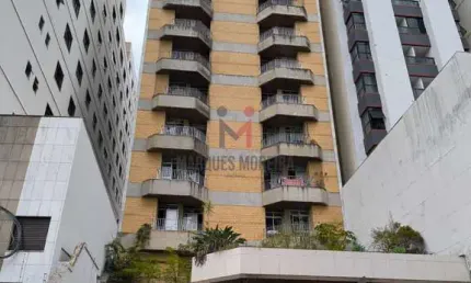 Oportunidade - Quarto e Sala com Varanda no Coração de Juiz de Fora!