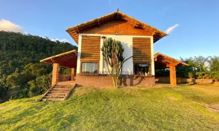 Chácara / sítio com 3 quartos à venda na Avenida Doutor Francisco Alvares de Assis, Retiro, Juiz de Fora
