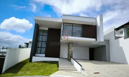 Casa de Alto Padrão à Venda no Condomínio Spinaville!