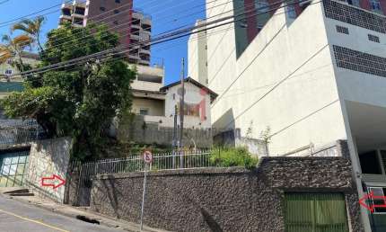 Casa com 3 quartos à venda na Rua Vinte e Um de Abril, São Mateus, Juiz de Fora