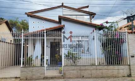 Casa com 4 quartos à venda na Rua Nunes Lima, 45, Industrial, Juiz de Fora