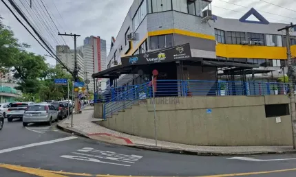 Ponto comercial à venda na Avenida Doutor Paulo Japiassu Coelho, 664, Cascatinha, Juiz de Fora