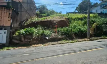 Terreno à venda na Rua Doutor Osmar Silva, 27, Bom Pastor, Juiz de Fora
