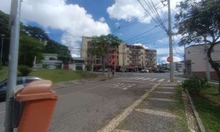 Barracão / Galpão / Depósito à venda na Rua Jésus Raimundo, 5, Cascatinha, Juiz de Fora