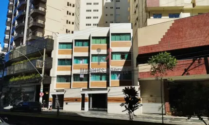 Ótimo apartamento de 3 quartos ao lado do Colégio Jesuítas