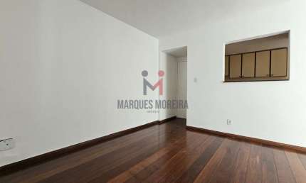 Apartamento 2 Quartos com Suíte e Varanda no Centro de Juiz de Fora – Ed. Diego Velasquez