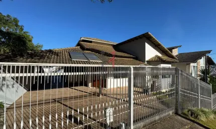 Exclusividade e Conforto no Condomínio São Lucas – Casa excelente no Coração do São Pedro!