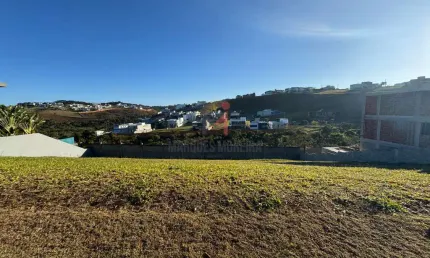 Lote alto padrão no alphaville – sol o dia todo e implantação inteligente