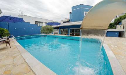 Casa em condomínio fechado com 5 quartos à venda na Rua Alfredo R. Schroeder, 284, América, Joinville, 522 m2 por R$ 3.800.000
