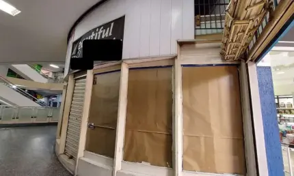 Ponto comercial com 1 sala para alugar na Rua Líbero Badaró, 646, Centro, São Paulo