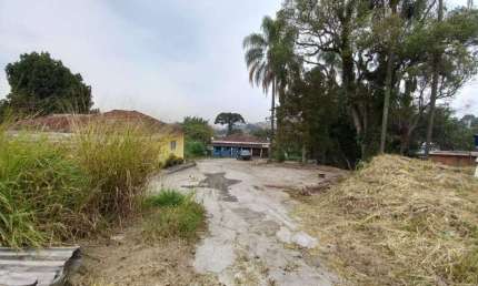 Terreno à venda na Estrada Três Cruzes, 100C, Três Cruzes, São Paulo