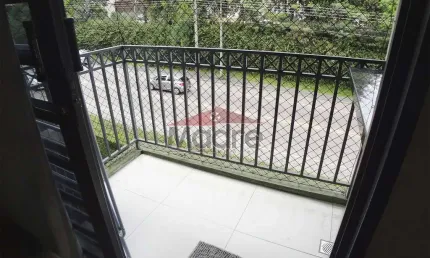 Apartamento com 3 quartos à venda na rua izaac ferreira da cruz, 1585, pinheirinho, curitiba, 59 m2 por r$ 298.900