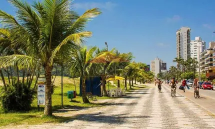 Apartamento com 2 quartos à venda na Rua Maringá, 1236, Caiobá, Matinhos, 50 m2 por R$ 494.900