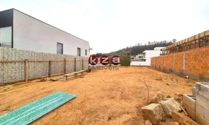 Terreno de 300m² em condomínio à venda em valinhos-sp, no residencial mont' alcino