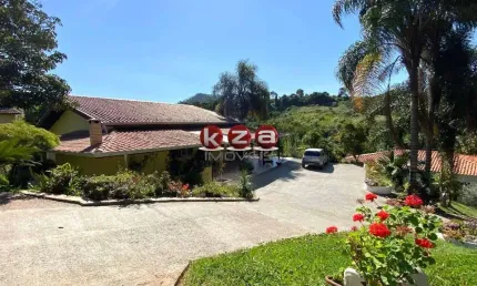 Chácara à venda em Valinhos-SP, Chácaras Alpina: 3 quartos, 1 suíte, 2 salas, 3 banheiros, 3 vagas, 300 m².