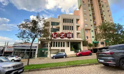 Sala Comercial na Av. Onze de Agosto, Valinhos-SP  3 Salas, 2 Banheiros, 1 Vaga de Garagem  80m² de Área