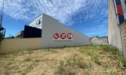 Terreno comercial à venda em Vinhedo-SP, bairro João XXIII, 608m² de área! Aproveite essa oportunidade!