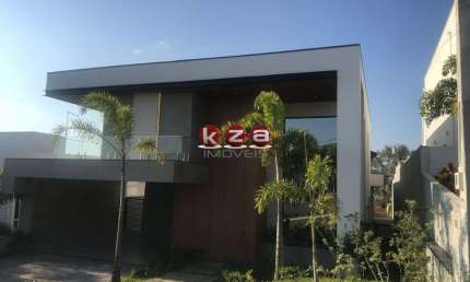 Luxuosa Casa em Condomínio à Venda em Vinhedo-SP, Condomínio Terras de Vinhedo: 4 Quartos, 4 Suítes, 3 Salas, 6 Banheiros, 4 Vagas, 420m².