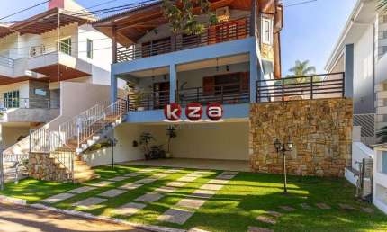 Casa de Luxo com 5 Quartos e 6 Vagas no Villaggio Capríccio, Louveira-SP: Venda ou Locação!