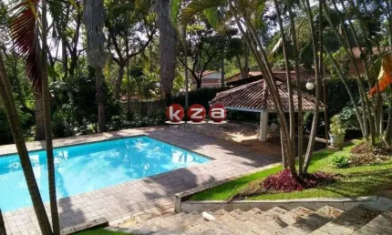 Imperdível Chácara à Venda em Valinhos-SP, 4 Quartos, 4 Suítes, 2 Salas, 6 Banheiros, 10 Vagas de Garagem, 240m² de Área!